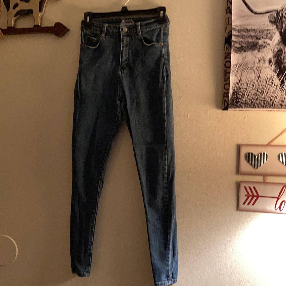 Moto jeans waist 28